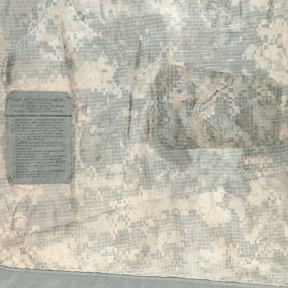 USGI ACU Poncho Liner - Value Grade - Image 3